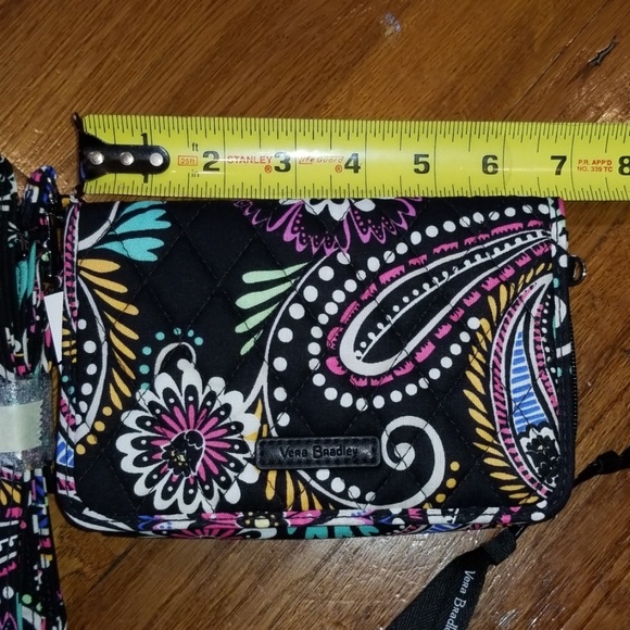 Vera Bradley crossbody - Picture 6 of 7